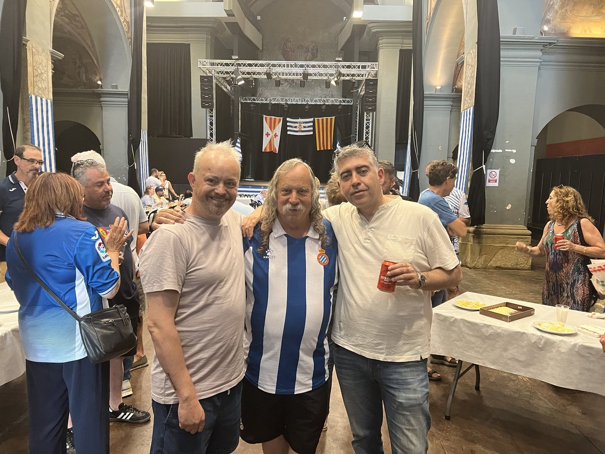 A la Penya De Vic amb els amics Tomás Guasch i el gran Toni Campi #rcde