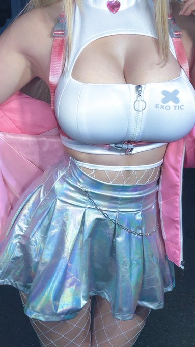 Twitterのコスプレ画像4