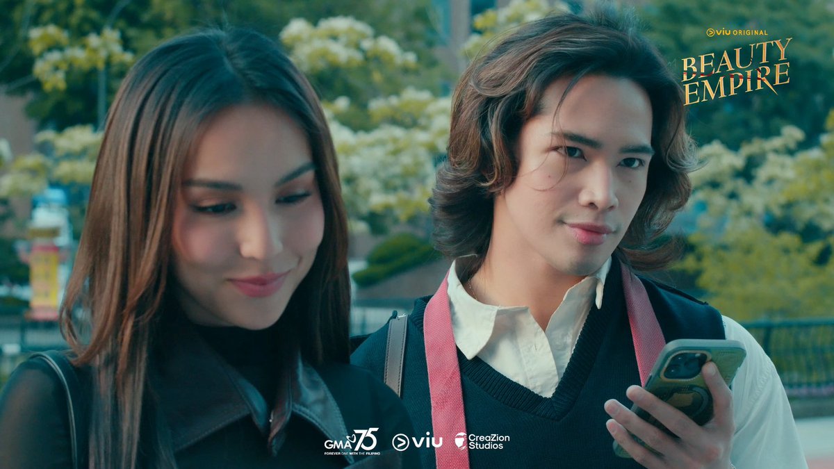 anong ganap kaya ng bestie ni shari?

KYLINE ON BEAUTY EMPIRE
#KylineAlcantara | #BeautyEmpire