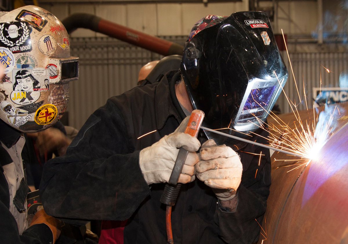 Happy Father's Day to all the hard-working dads out there! Thanks for always having our backs!

#FathersDay #WeldRed #WeldRedNation