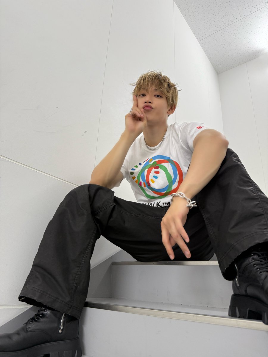 2025.06.15
📸 Walk the Talk for SDGs 
in EXPO2025 UN&amp;YOSHIMOTO

#與那城奨 
#YONASHIROSHO
#SHO 

🌺Profile
cloud.jo1.jp/feature/profil…　
🎥JO1 Official YouTube
youtube.com/@JO1_official

#wtt2025_expo
#JO1 #JO1_BECLASSIC 
#JO1_BE_CLASSIC #BE_CLASSIC