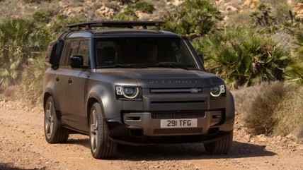 A new danger.
Close passed by one <a href="/LandRover/">Land Rover Discovery</a> like this this weekend I realised what a danger the 'side-mounted carrier' would be when it hits a pedestrian's or cyclist's head at speed in what was otherwise a grazing collision.
<a href="/LandRover/">Land Rover Discovery</a> have you conducted risk testing on this?