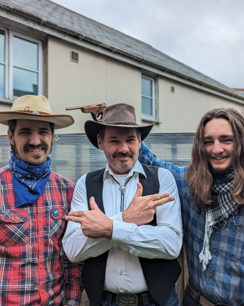 #HappyFathersDay to all the smokin’ legends out there 🤠🔥
Here’s to the #father figures who ride tall, cook low ‘n slow, and always bring the heat.
Tag your #BBQ #cowboy and show them some love today!