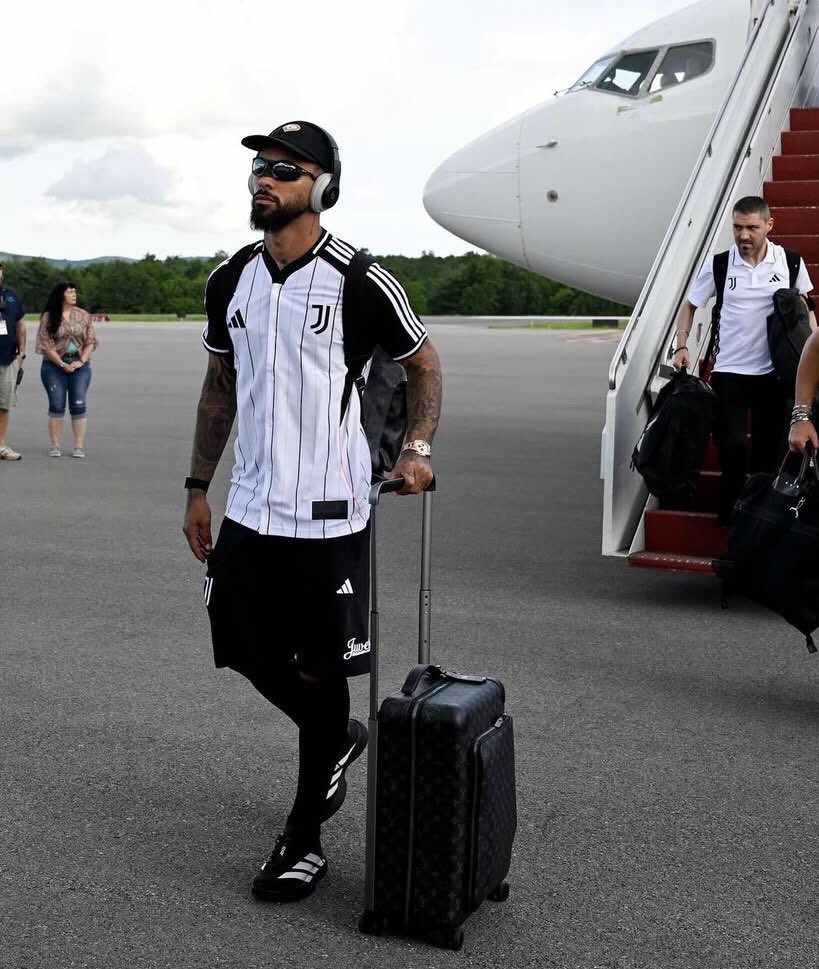 Black&White🦓 tweet media
