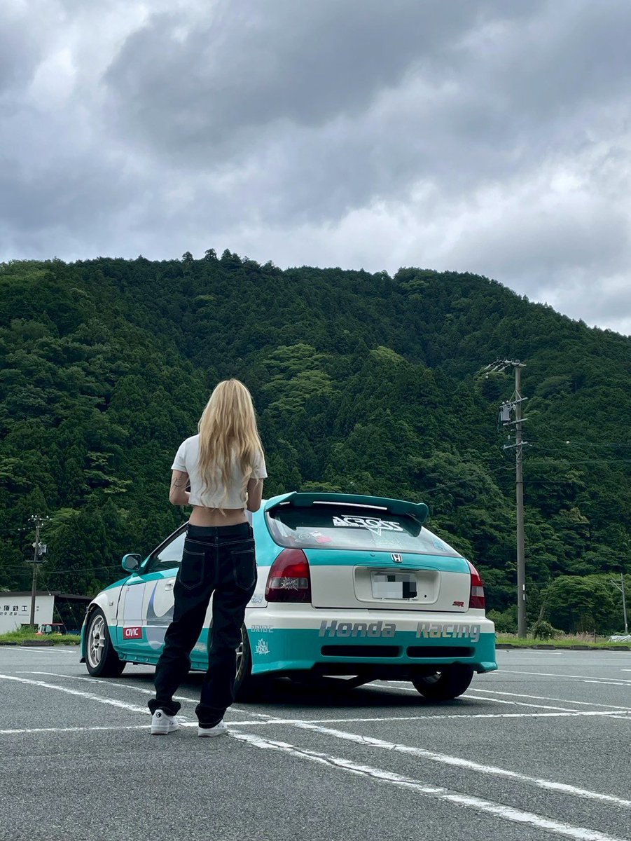 めんま tweet media