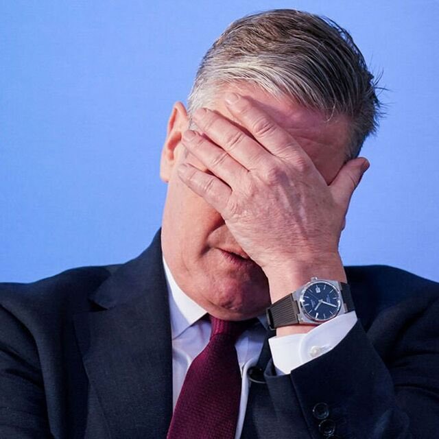 cold957's tweet image. He waited for the Supreme Court to tell him what a woman is.
He waited until the pressure was insurmountable before a
u-turn on winter fuel payments.
He waited for Baroness Casey to tell him he needs to order a rape gang inquiry.
@Keir_Starmer is NOT a leader.