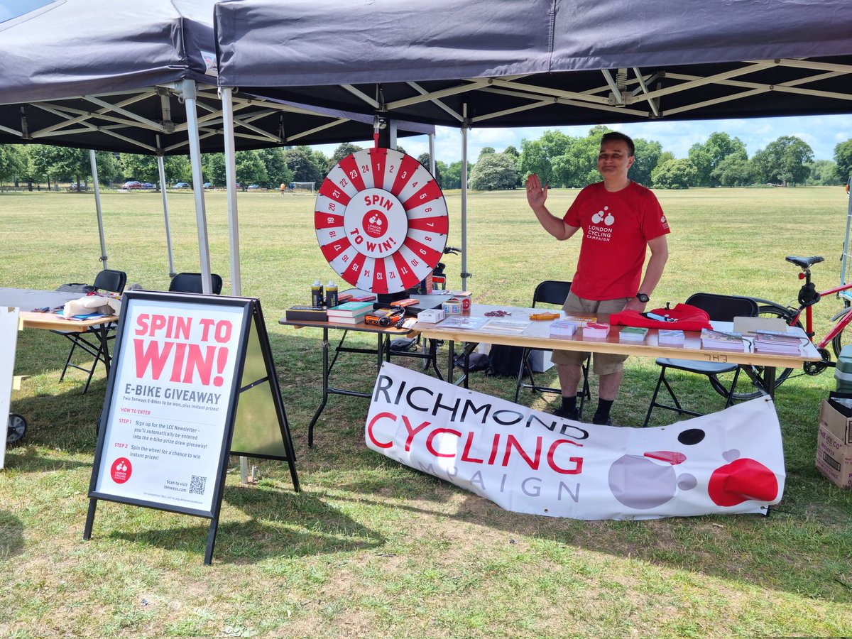 LBRUT's tweet image. Come down to Old Deer Park before 5pm to learn all about Cargo Bikes, test them out, meet lots of local groups and enjoy a range of other activities for all ages 🚲

We've got great weather for it!

ℹ️ richmond.gov.uk/cargo_bike_fair