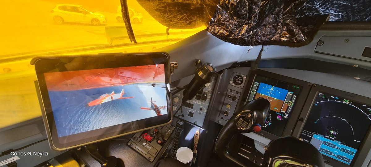 A falta de pan... Bueno es Youtube 
#Aire25
#patrullaaguila