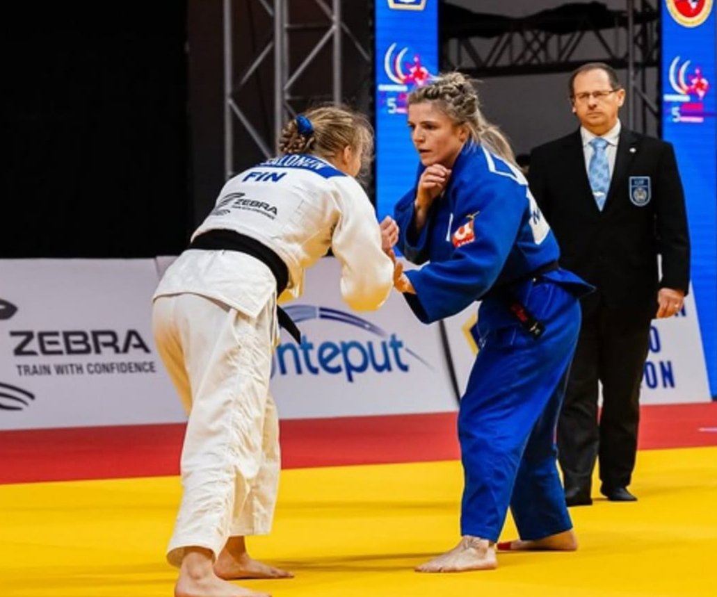 🥋#Judo Mundial en Budapest 🇭🇺

1/16 de final ♀️ -57kg
❌ Malin Wilson 🇪🇸 pierde 🆚 Pardayeva 🇹🇲

❌ Marta García 🇪🇸 pierde 🆚 Zueva 🇷🇺

Acaba hoy la jornada Española. Mañana será el turno de -63 con <a href="/CrisCabanaP/">Cristina Cabaña</a> y <a href="/LauraVPodium/">Laura Vázquez Fernández</a>

#JudoWorlds