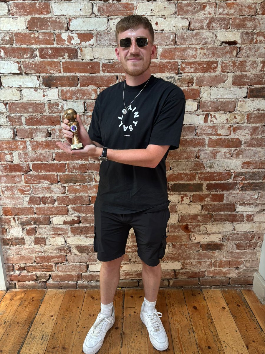 FeeringVillage's tweet image. Last night we had our annual rewards night and inter squad pub quiz. Well done to the winners of awards.
Play maker - Liam Tawse
Golden boot/managers players - Lewis Cobden
Players player - Nathan English
Most improved - George Ardley