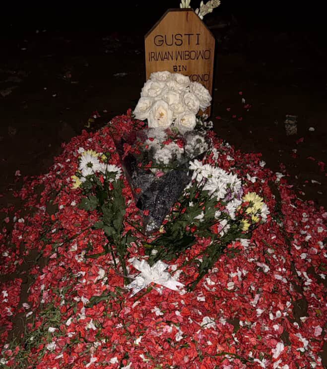 Minta doanya sejenak ya gengs. Kita sedih-sedihan dulu. Setelah ini kita rayakan kehidupan <a href="/gustiwiw/">Gusti Irwan Wibowo</a> selama berada di dunia.