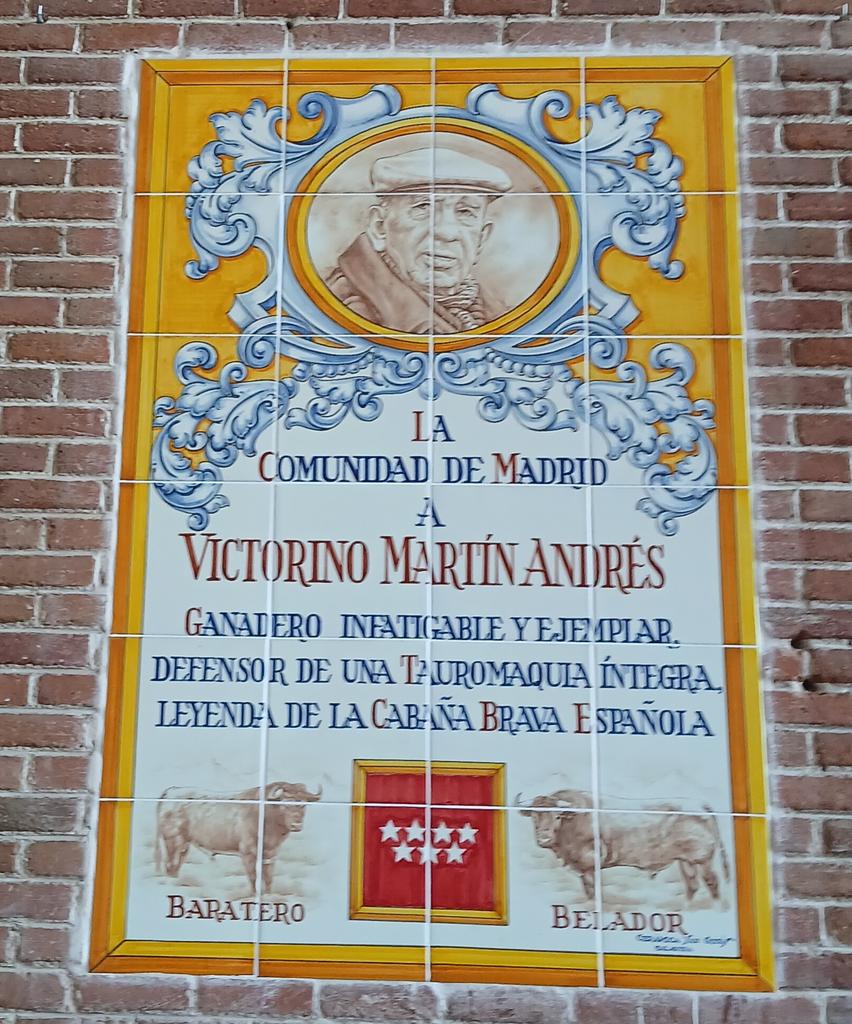 JM Martín de Blas (@martindeblas) on Twitter photo ¡Ahora, TOROS en directo en <a href="/CMM_es/">Castilla-La Mancha Media</a> 19H.!
MADRID <a href="/LasVentas/">Plaza de Las Ventas</a> #INMEMORIAM #VICTORINO
<a href="/victorinotoros/">Victorino Martin</a> <a href="/PacoUrenapaco/">Paco Ureña</a> <a href="/EmiliodeJusto/">Emilio de Justo</a> <a href="/BorjaJimenez92/">Borja Jiménez</a>
Toros en ABIERTO para la VISIBILIDAD de la TAUROMAQUIA.
#EquipazoTOROSCMM ¡Ahora, TOROS en directo en <a href="/CMM_es/">Castilla-La Mancha Media</a> 19H.!
MADRID <a href="/LasVentas/">Plaza de Las Ventas</a> #INMEMORIAM #VICTORINO
<a href="/victorinotoros/">Victorino Martin</a> <a href="/PacoUrenapaco/">Paco Ureña</a> <a href="/EmiliodeJusto/">Emilio de Justo</a> <a href="/BorjaJimenez92/">Borja Jiménez</a>
Toros en ABIERTO para la VISIBILIDAD de la TAUROMAQUIA.
#EquipazoTOROSCMM