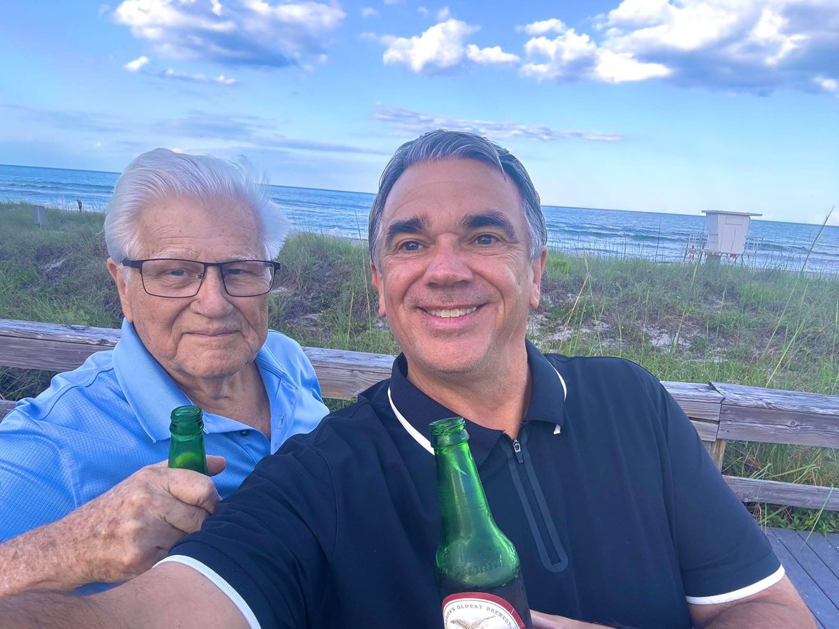 Happy Father’s Day to my awesome Dad who I was lucky enough to have a beer with by the beach last month in Florida. Been lucky from Day 1 having him as my Dad