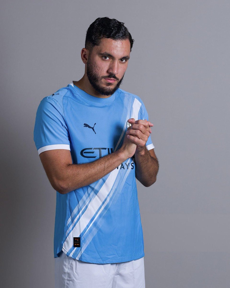 عمرو tweet media