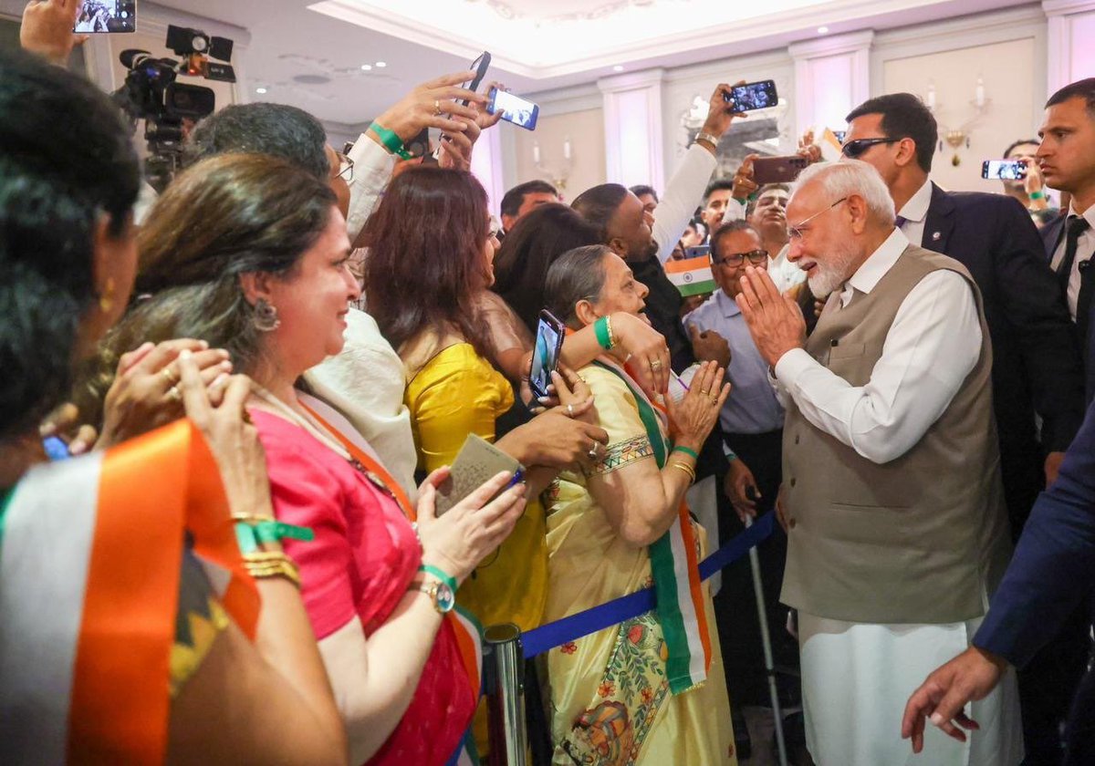 GyaneshwarBJP's tweet image. स्वागत में गूंजे &apos;भारत माता की जय&apos; के नारे।

#PMModiInCyprus @narendramodi