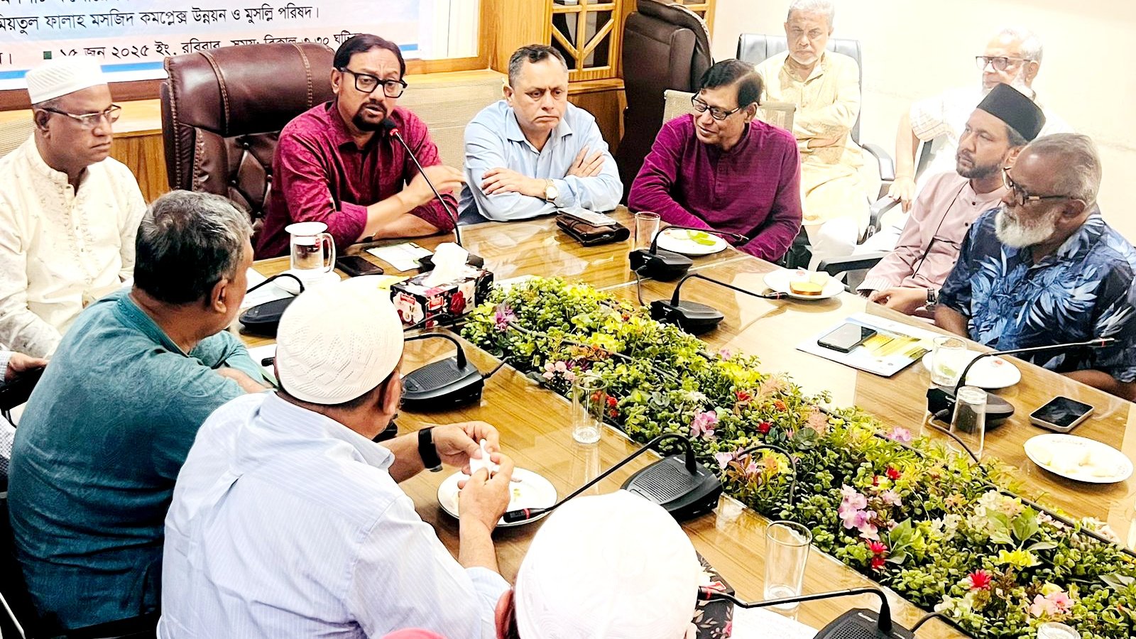 জমিয়তুল ফালাহ জামে মসজিদের সৌন্দর্যবর্ধন করা হবে: মেয়র ডা. শাহাদাত হোসেন