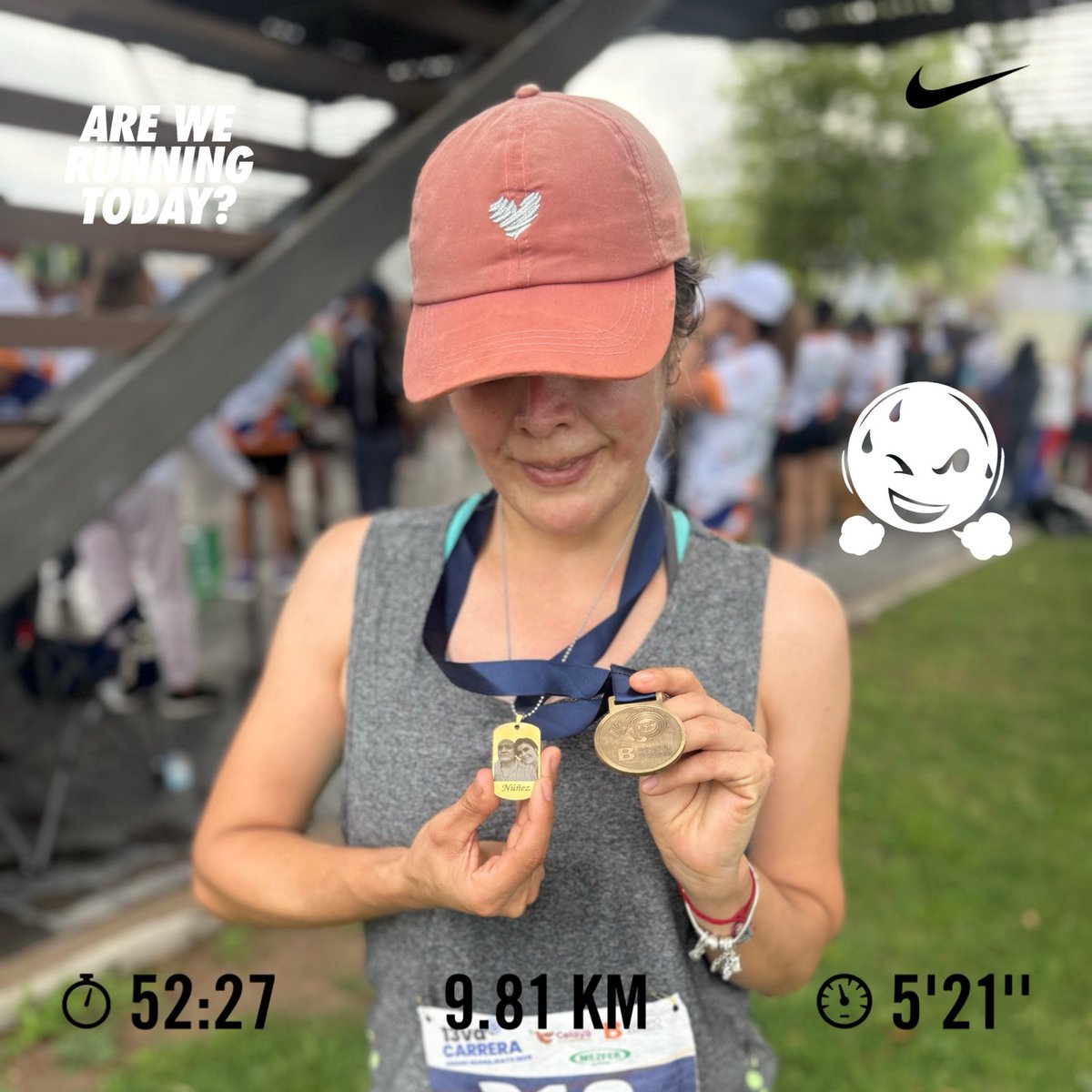 ¡Feliz día papi, hasta el cielo! Te honro cada día de mi vida. Mi corazón añora volverte a abrazar. Te quiero infinitamente. 👴🏽✝️🕊️🏃‍♀️👟👟🎽