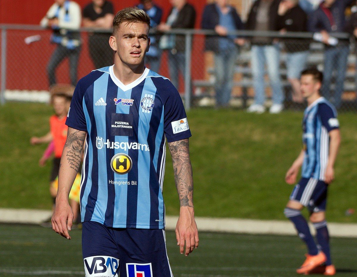 HusqvarnaFF's tweet photo. 2018 gjorde anfallaren Myer Bevan 2 mål på 8 matcher för oss. Just nu spelar han mot Bayern München i klubblags-VM för sitt Auckland City https://t.co/QkzknCMPDk