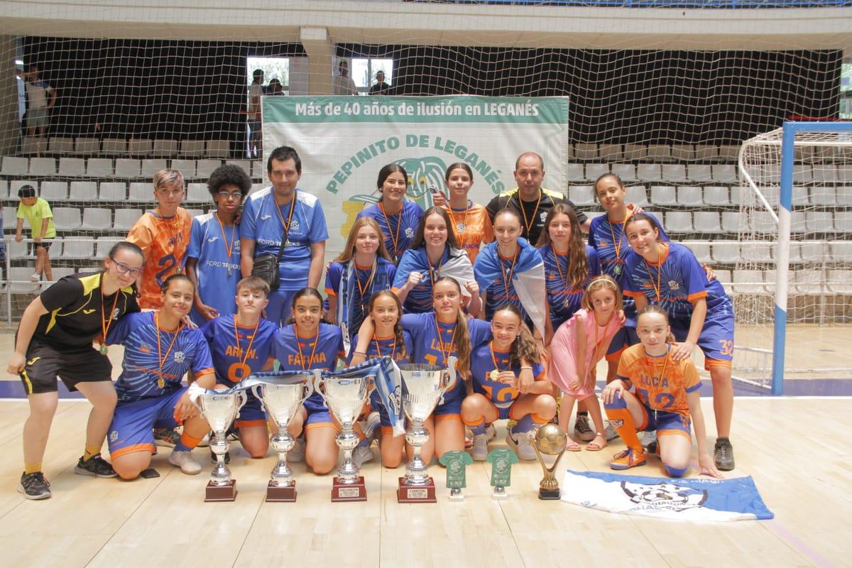 FS Diagonal (@fsdiagonal) on Twitter photo Gran participación de nuestros equipos en el <a href="/PepinitoLeganes/">El Pepinito de Leganés</a>
Trofeo para Femaddi
4o Alevín
2o Infantil
1as Cadete
Deportividad Cadete
Mejor jugadora infantil: Valeria
Mejor jugadora cadete: Julia
Felicidades a la organización
#123Diagonal
#familiadiagonal Gran participación de nuestros equipos en el <a href="/PepinitoLeganes/">El Pepinito de Leganés</a>
Trofeo para Femaddi
4o Alevín
2o Infantil
1as Cadete
Deportividad Cadete
Mejor jugadora infantil: Valeria
Mejor jugadora cadete: Julia
Felicidades a la organización
#123Diagonal
#familiadiagonal