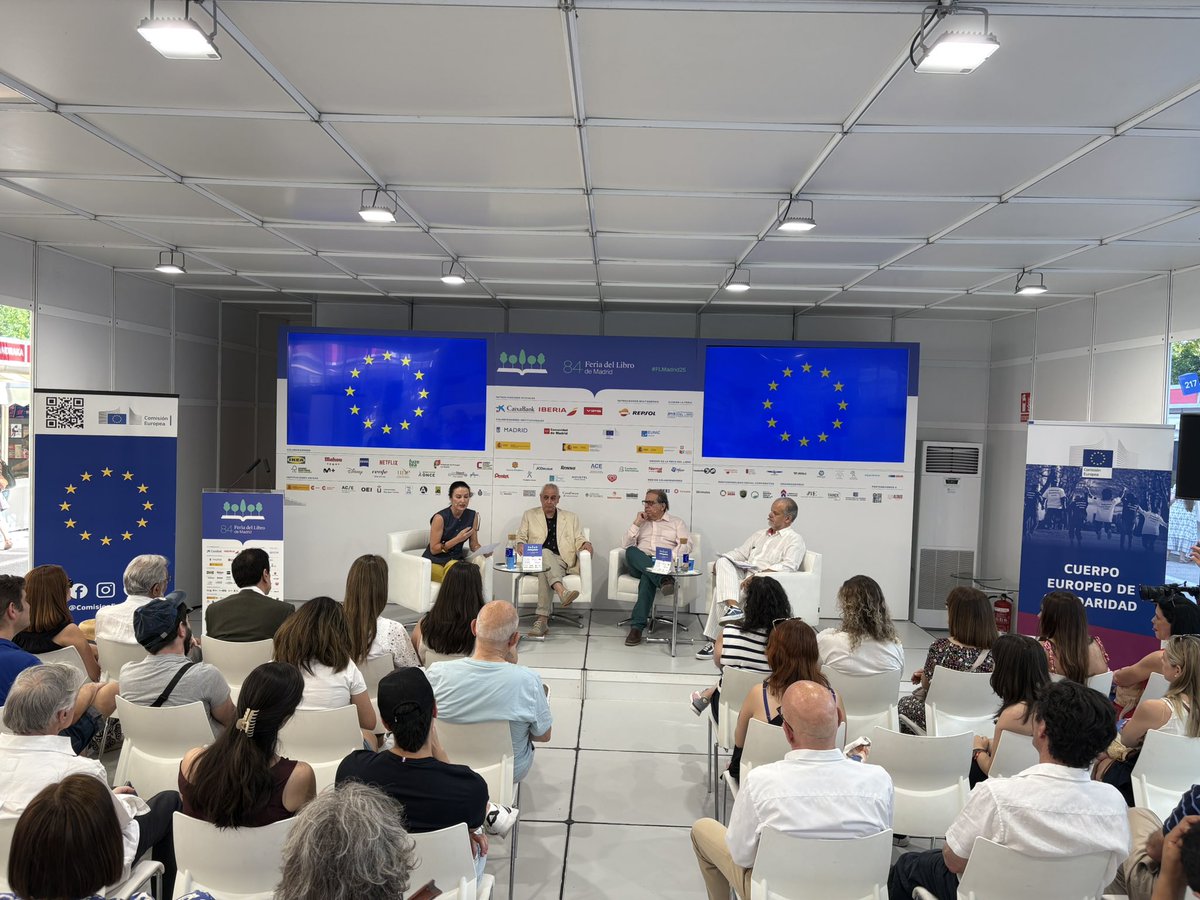 🌍✍️ La Europa de Mario Vargas.

La Europa que plasmó en sus libros, ensayos y artículos será el tema de esta charla en homenaje al autor. Tres especialistas en su obra, que además le conocieron de cerca, exploran cómo el continente influyó en su escritura y relatos.