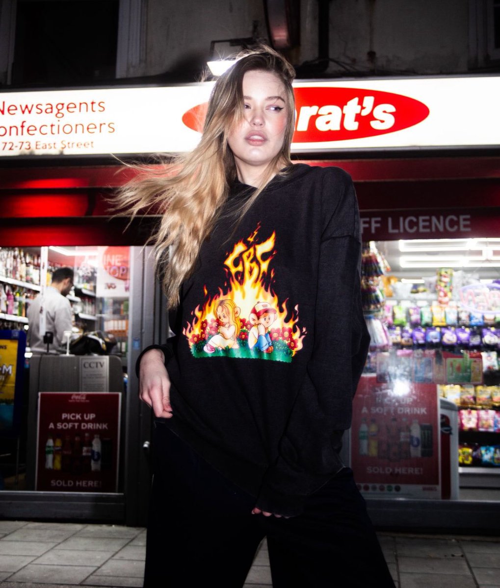 lexiethinkr's tweet image. it’s a fireball friday summer 🔥