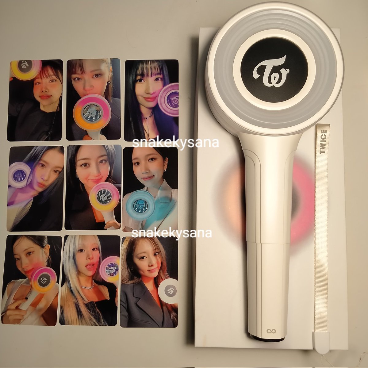 snakekysana's tweet photo. [ want to sale / wts / lfb ]
. help rt please .

Lightstick LS Twice ver3 infinity candybong with POB withmuu full member 

📍dom Depok
💵 730k
*Nego tipis*
🍊 splitpay / full co
preloved pernah dipakai untuk konser Twice

t. wts ls lightstick ver.3 infinity Twice POB withmuu https://t.co/1fKZ7NczWE