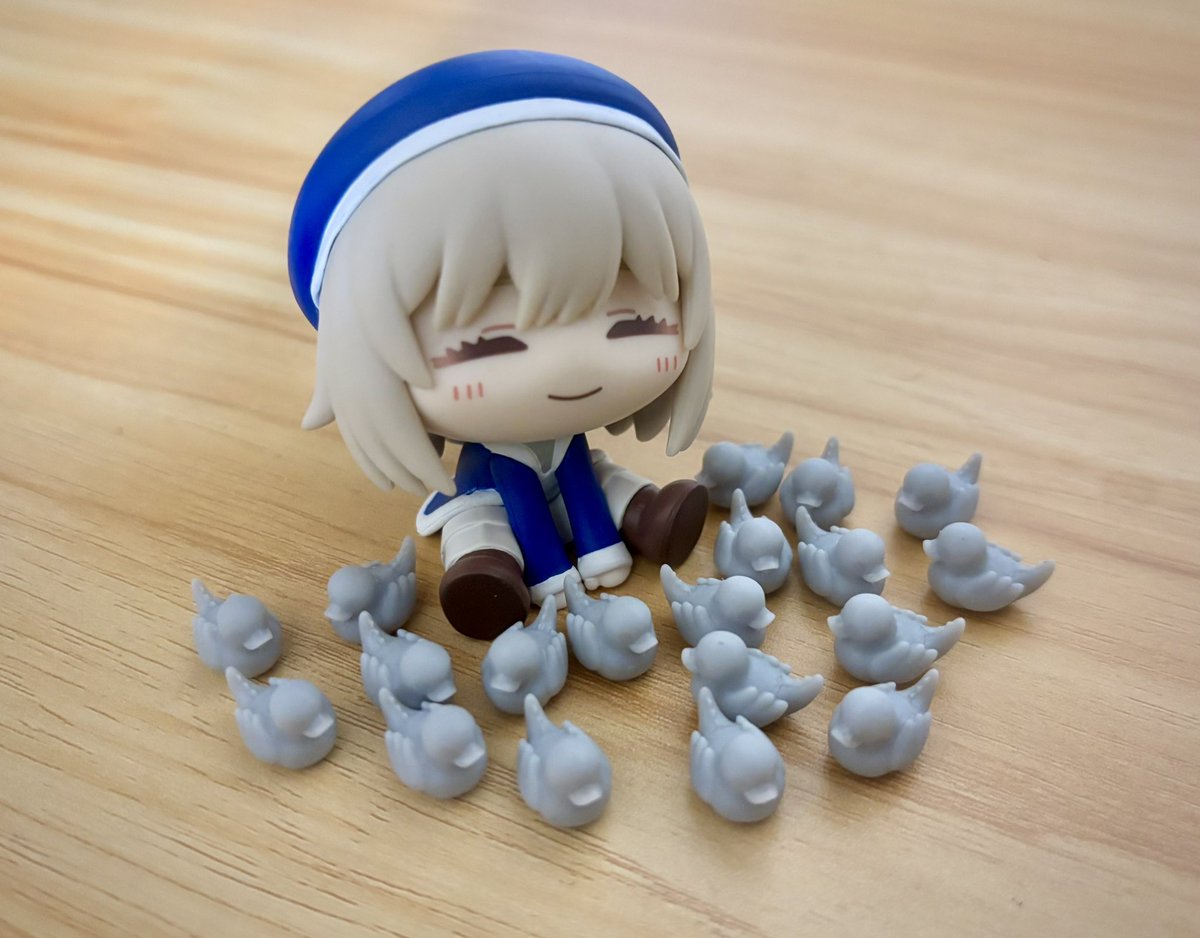 卡滋建模的奇美鴨 印一堆給法琳玩🥺