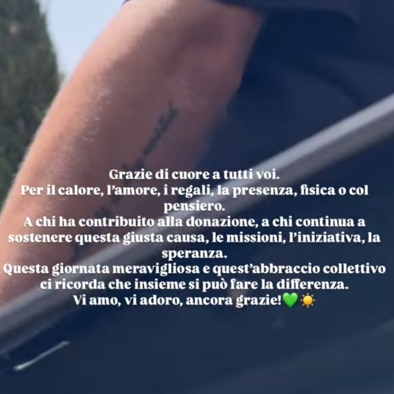 comeletee tweet media