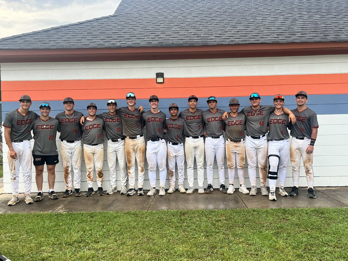 17u Edge Baseball PA debuted their #LiveLikeLevi jerseys this weekend! 💪