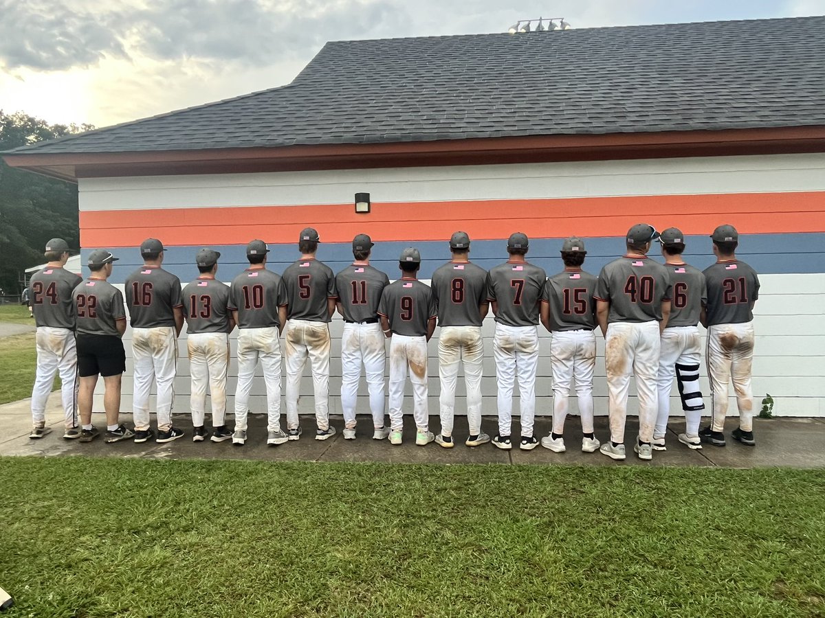 AthletesEdgePA's tweet photo. 17u Edge Baseball PA debuted their #LiveLikeLevi jerseys this weekend! 💪 https://t.co/XRGQugpVhd