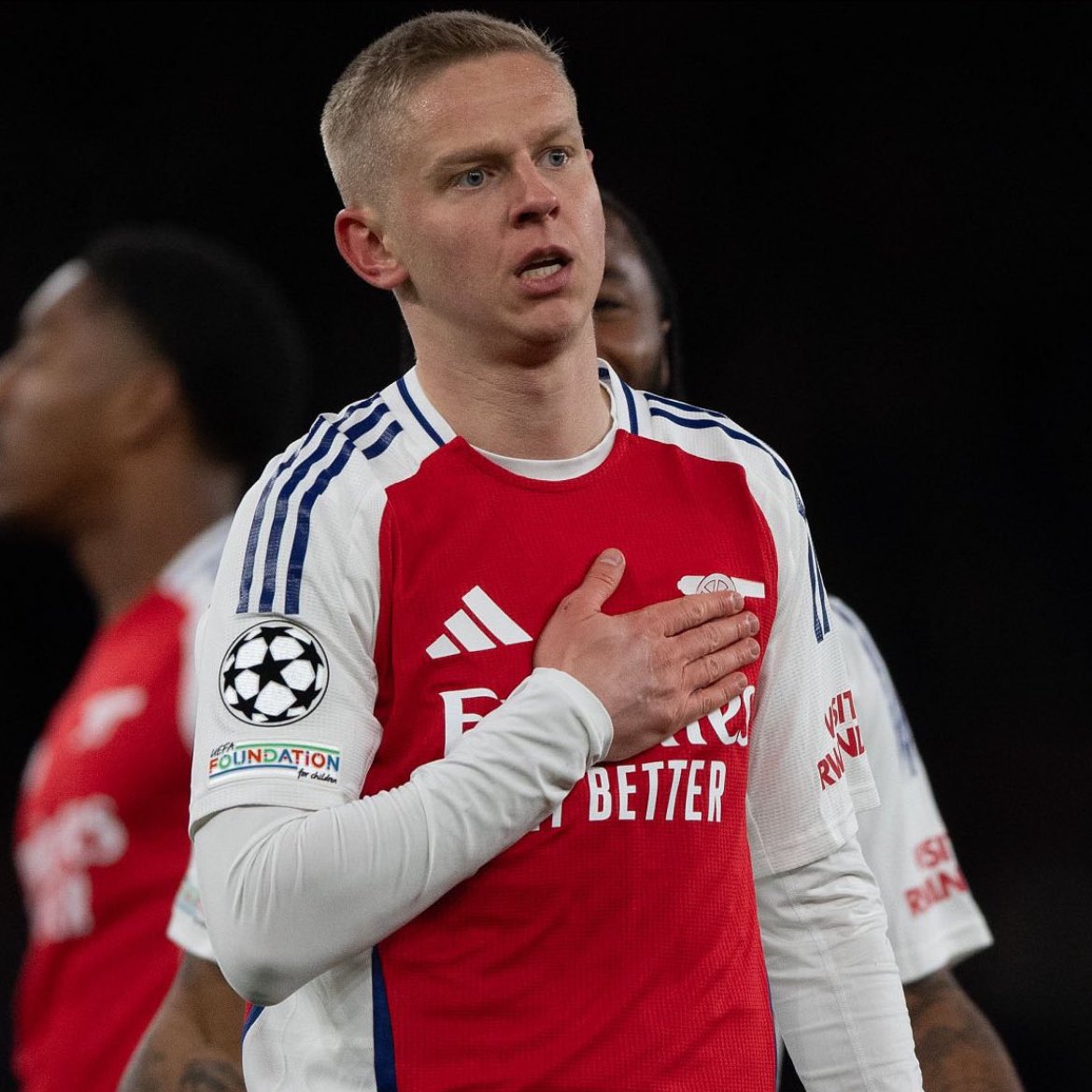 afcstuff's tweet photo. 🚨 AC Milan made an enquiry for Riccardo Calafiori, but were rebuffed by Arsenal. AC Milan are now pursuing a move for Oleksandr Zinchenko &amp; although his £200k-a-week plus wages are still a sticking point, they are ready to push to get the deal done. [@johncrossmirror] https://t.co/XZOlGJHG6l