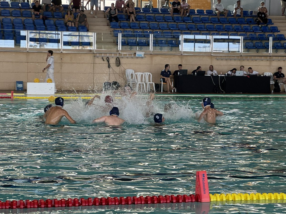 Secció de Waterpolo de la UE Horta tweet media