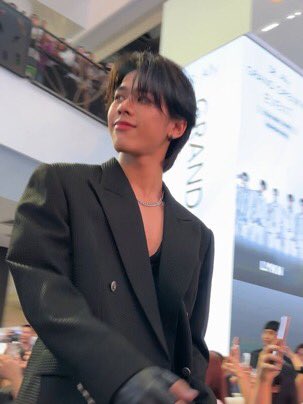 my bumbum so handsomeeee😭🫶

GO DR ALLY WITH LYKN
#DRAllyxLYKN #LYKN #TuiChayatorn