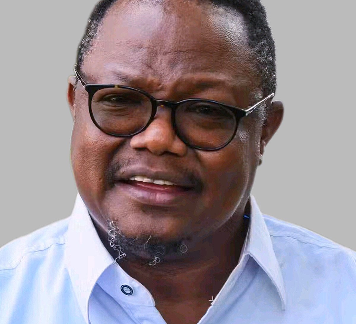 Maria Sarungi Tsehai (@mariastsehai) on Twitter photo Kesho Mwamba anafika mahakamani
Na Bi Kizimkazi alivyo mwoga ameshatoa maelekezo eti tena picha za shujaa <a href="/TunduALissu/">Tundu Antiphas Lissu</a> zisipatikane - ila atafeli tena!
Sijui ni mashari ya mganga wake? So stupid!
Tumeshashinda - she is just postponing what is inevitable 🔥
#FreeTunduLissu Kesho Mwamba anafika mahakamani
Na Bi Kizimkazi alivyo mwoga ameshatoa maelekezo eti tena picha za shujaa <a href="/TunduALissu/">Tundu Antiphas Lissu</a> zisipatikane - ila atafeli tena!
Sijui ni mashari ya mganga wake? So stupid!
Tumeshashinda - she is just postponing what is inevitable 🔥
#FreeTunduLissu