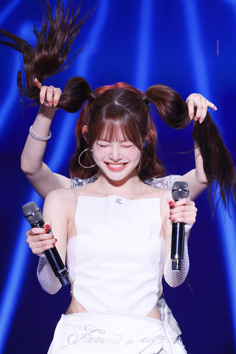 picseunchae's tweet image. smiley eunchae