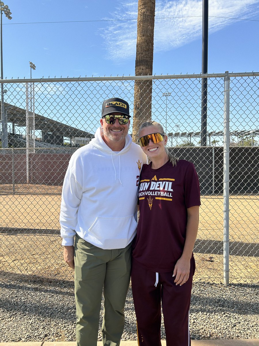 SunDevilBeachVB's tweet image. Happy Father’s Day to our Sand Devil dads! 💛

#SandDevils /// #ForksUp