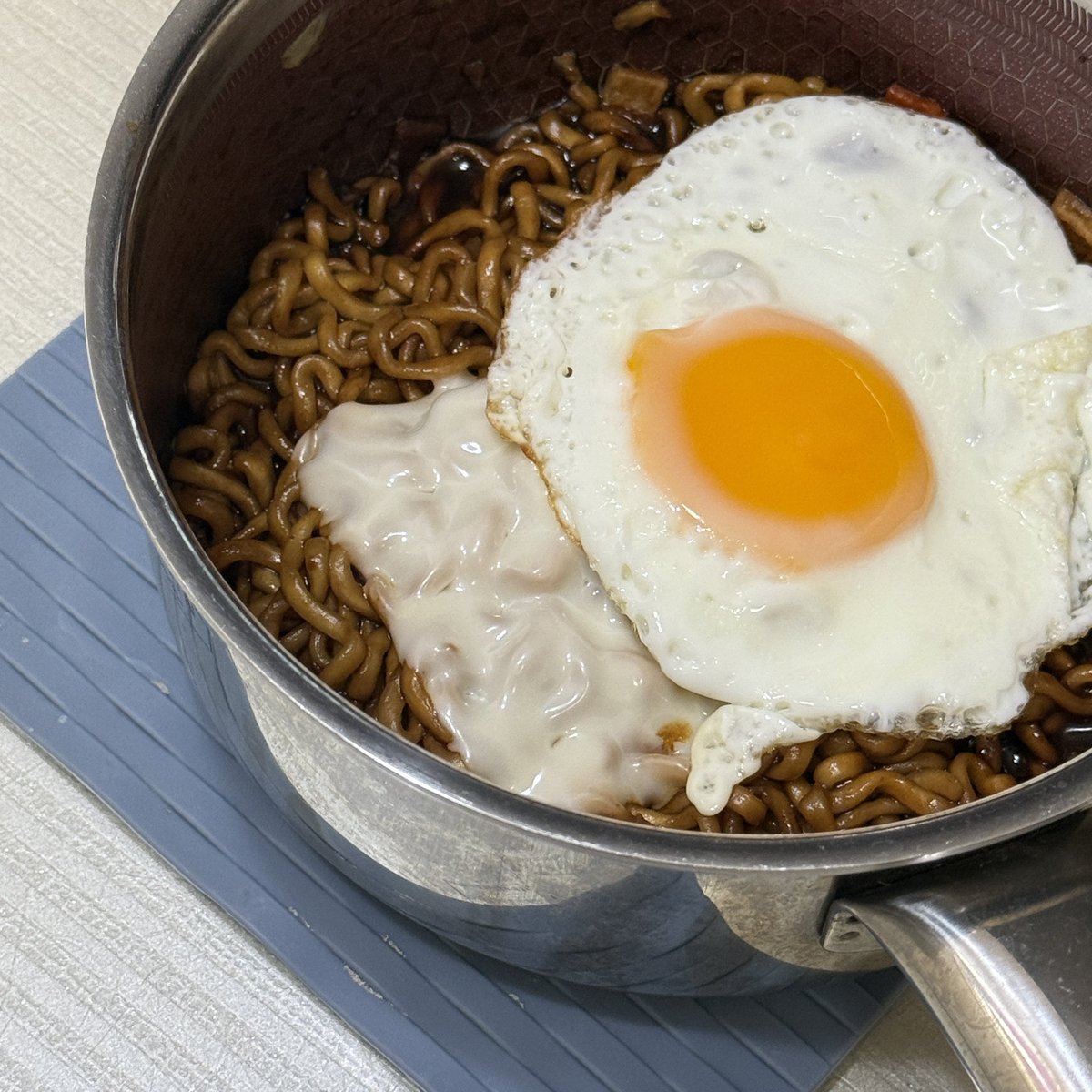 짜계치아티스트라고 불러주세요