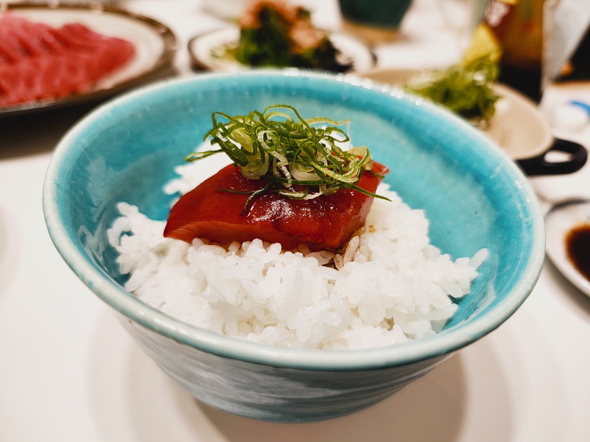 uminookazukwaba's tweet photo. うまい！😆
#刺身 #本まぐろ #おうちごはん #料理好きな人と繋がりたい https://t.co/dS8bCNpbzj