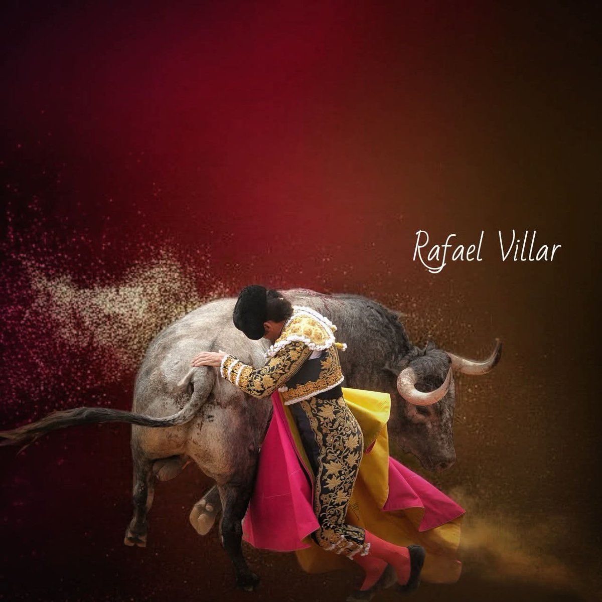 Ritual de sol y sombra,
paso a paso, temple y poder.
La muerte espera en las rayas del tercio,
y el arte baila con ella.
<a href="/cfcuartero01/">legionariA</a>  <a href="/Anticuario7/">@Anticuario</a> <a href="/aficcioncorucho/">Aficionado Corucho</a> <a href="/beatrice_marge/">Béatrice Margé</a> <a href="/PulgadeTriana/">José Ramón Márquez</a> <a href="/BurladeroJoveen/">BURLADERO JOVEN</a> <a href="/AntonioUriz/">𝒜𝓃𝓉𝑜𝓃𝒾𝑜 ℳ𝒶𝓃𝓏𝒶𝓃𝑜 𝒰𝓇𝒾𝓏.</a> <a href="/BacoTauro/">TauroBaco</a> <a href="/pacomillanchami/">Francisco Millán</a> <a href="/Damian_Bonilla1/">Δaμιav</a>