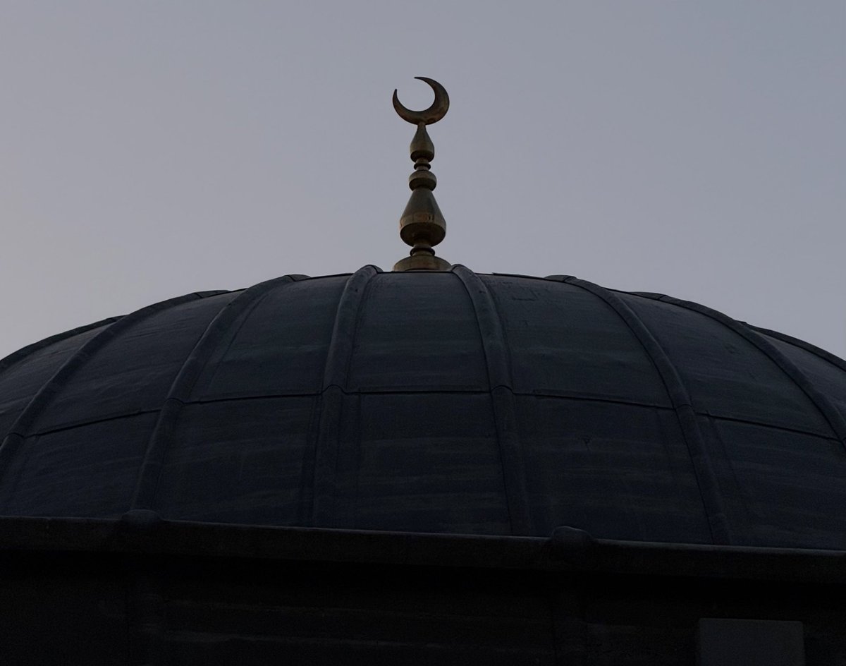 Çamlıca Camiinde bir Hilal göründü