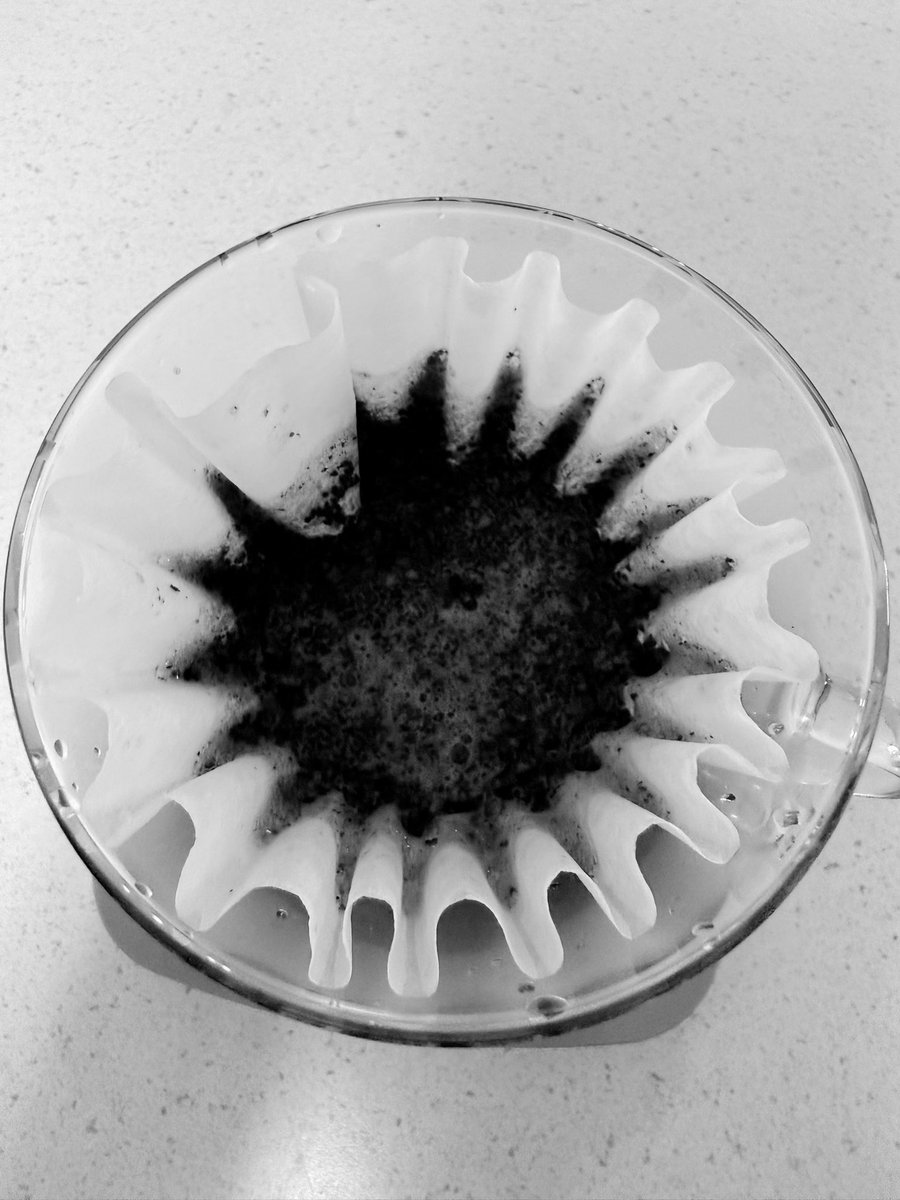GradeAGrounds's tweet photo. Happy Father’s Day to all your dad’s out there! Brew yourself a great cup of coffee today - I used the Kalita pour over. So smooth! https://t.co/D6dOvVU3Ca