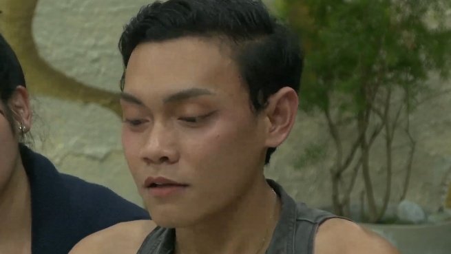 esnyrchive's tweet image. "nasa probinsya lang ako before. kinayod ko para makilala ako ng mga tao, tapos kinayod ko para maging celebrity ako, tapos nag-audition para makapasok dito. i'm here to fight for the things that i've done para makaabot dito nang walang connection, pure hard work lang."

PERIOD.