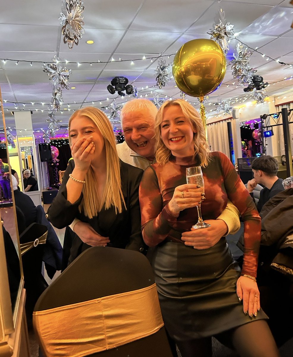 Happy Fathers Day <a href="/RobDJofficial/">Rob DJ</a> 💙