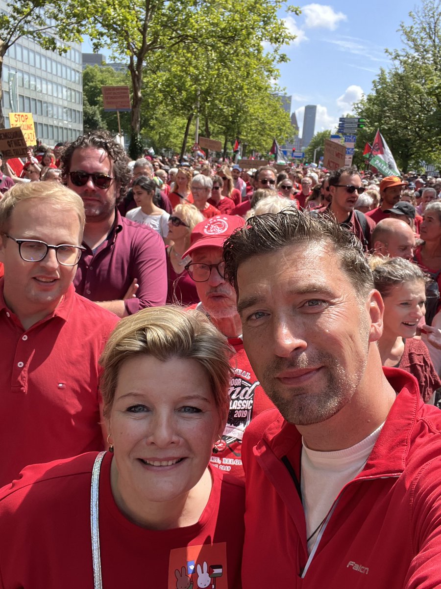 Robert van Asten tweet media