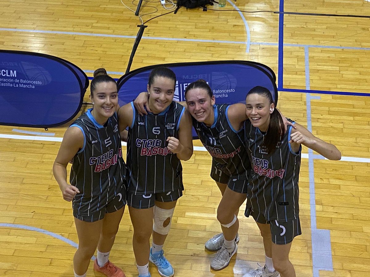 🥉 En el #3x3U17F de <a href="/baloncestoesp/">Baloncesto España</a> 👏🏼👏🏼
<a href="/esportsIB/">esportsIB</a>