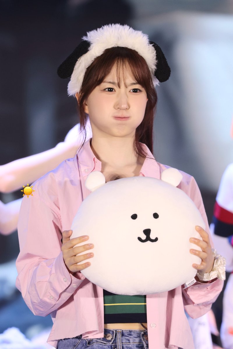 _Akari_no's tweet image. 250614 star river 

😕

#해원 #HAEWON 
#엔믹스 #NMIXX
