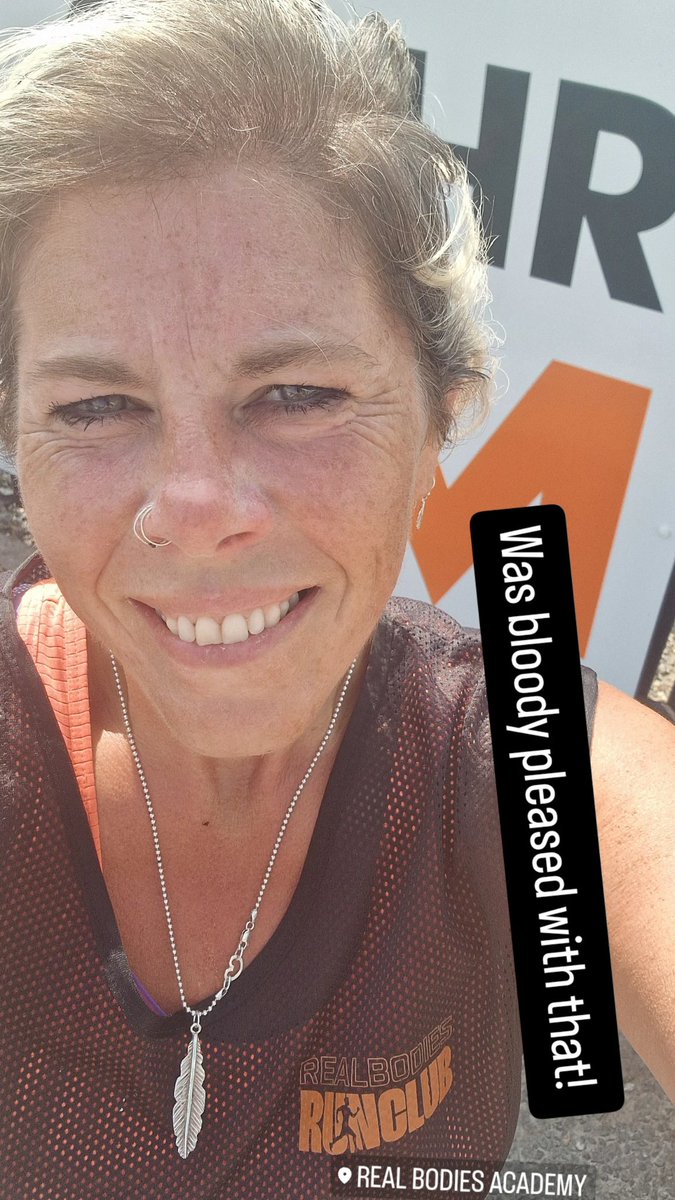 Jen Jen Louise tweet media