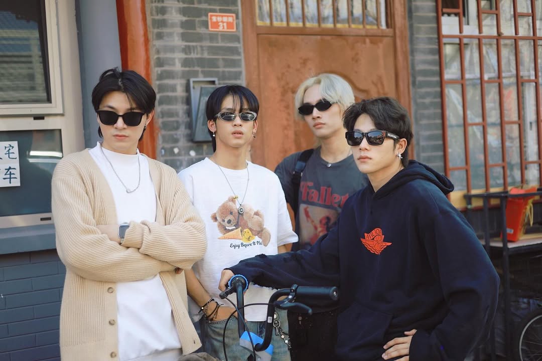 teamtadalee's tweet photo. [250615 | IG update]

🔗https://t.co/qB8jnjk7Hl

Cr: @/plengthai_ynwa

#TADALEE #ninjx_apt #Ppeanutp #Pleng https://t.co/BaeqWhdUd0