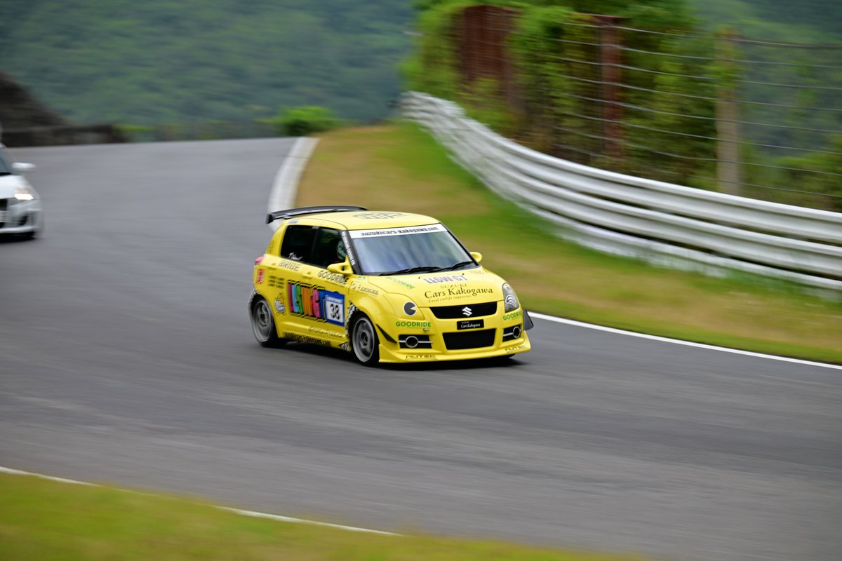 Keisportscar244's tweet photo. #コンプリートスピード #スイフトカップトロフィー #completespeed #Swiftcuptrophy #関西サーキットカメラ部 https://t.co/GQ5Fx7JdwB