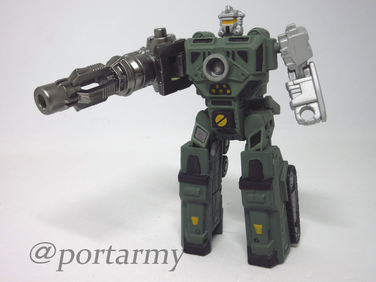 portarmy's tweet photo. 今回のリペはスーパーリンクのシグナルフレアで
「90式メーサー殺獣光線車」風味のシグナルフレアにしました。
シナジネクスのゴジラコラボ発表からやりたかったネタです
#リペフォ
#トランスフォーマー
#ゴジラ
#Maccadam https://t.co/ESG1I3aoBZ